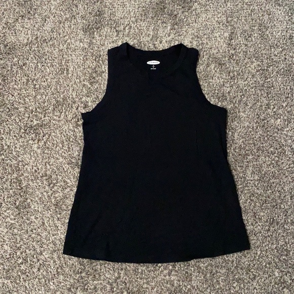 ✨ 5 for $25 ✨ Old Navy Slim Tank